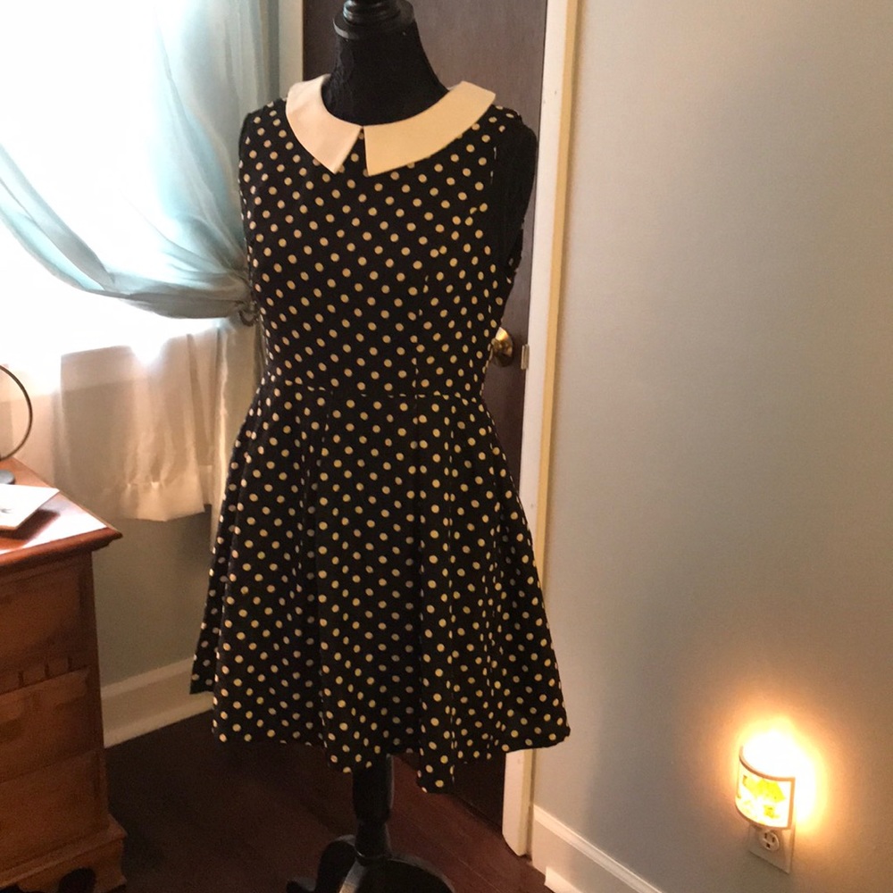 Retro polka dot fit & flare dress